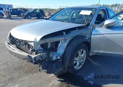 2010 Honda Accord 2.4 Lx-P z USA, uszkodzony, nr VIN 1HGCP2F4XAA096134